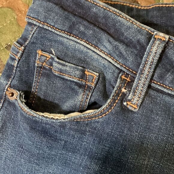 OLD NAVY, Rockstar, super skinny, mid rise,  seam up middle leg, size 4 - Picture 4 of 12